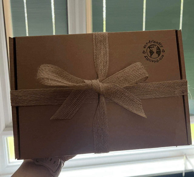 Gift wrapping 