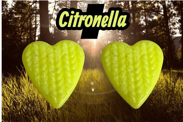Heart clam shell
