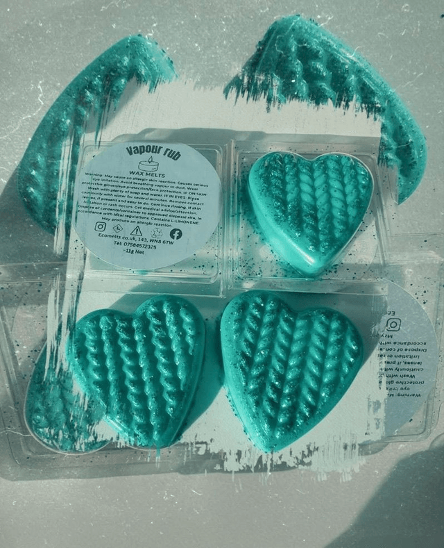 Heart clam shell