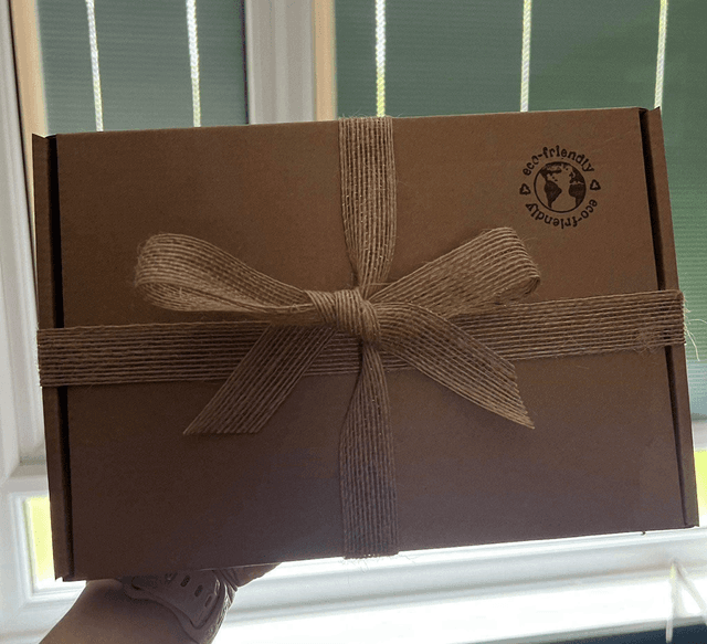 Gift wrapping 